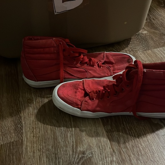 Men's VANS size 12 red and white with a lot of life - Picture 3 of 5